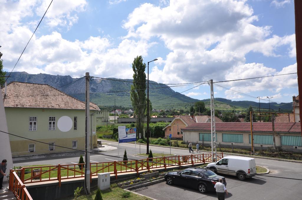 Kalcit Tourist Motel Belapatfalva Ngoại thất bức ảnh
